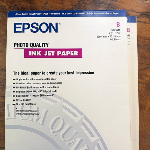 Epson S041070 Photo Quality Matte Inkjet Paper, 11x17", 100 Sheets NEW - Picture 1 of 4